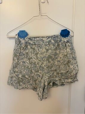 Women's Floral Print Linen Shorts - Sage Green